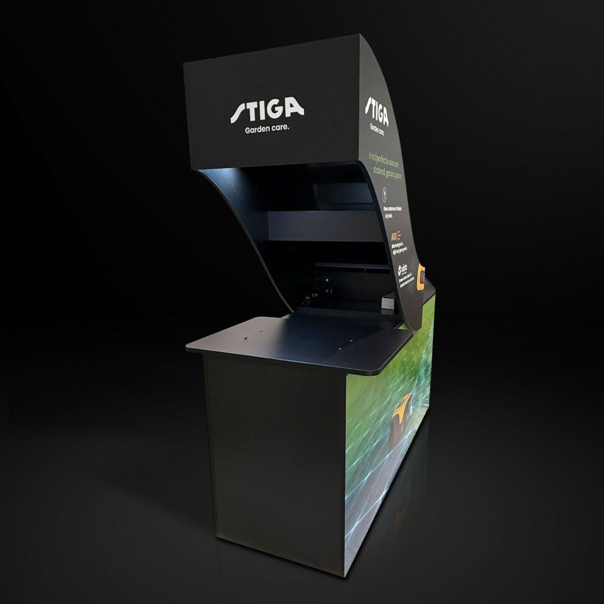 Ekspozytory na roboty koszące-2