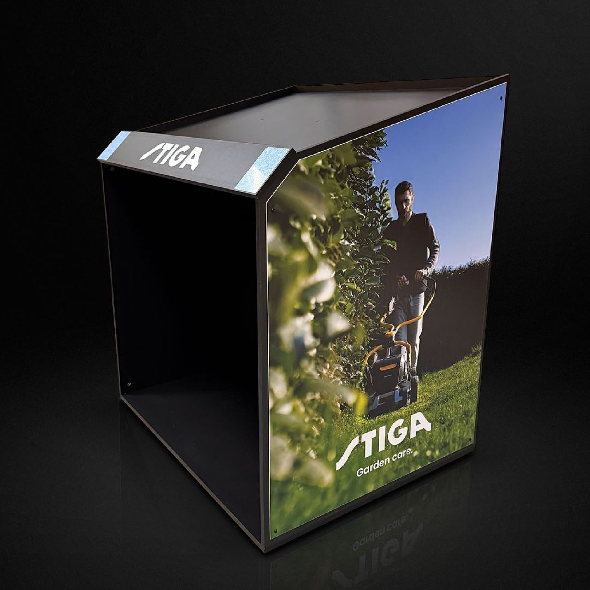 Ekspozytory na roboty koszące-4