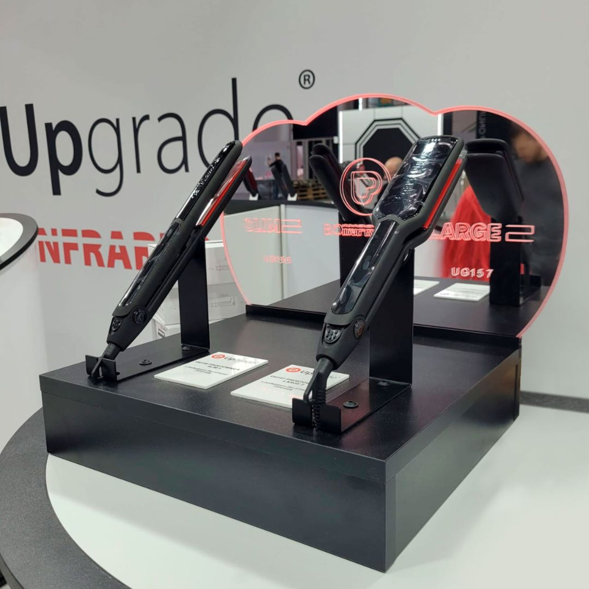Counter display for hair straighteners-2