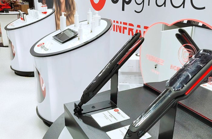 Counter display for hair straighteners